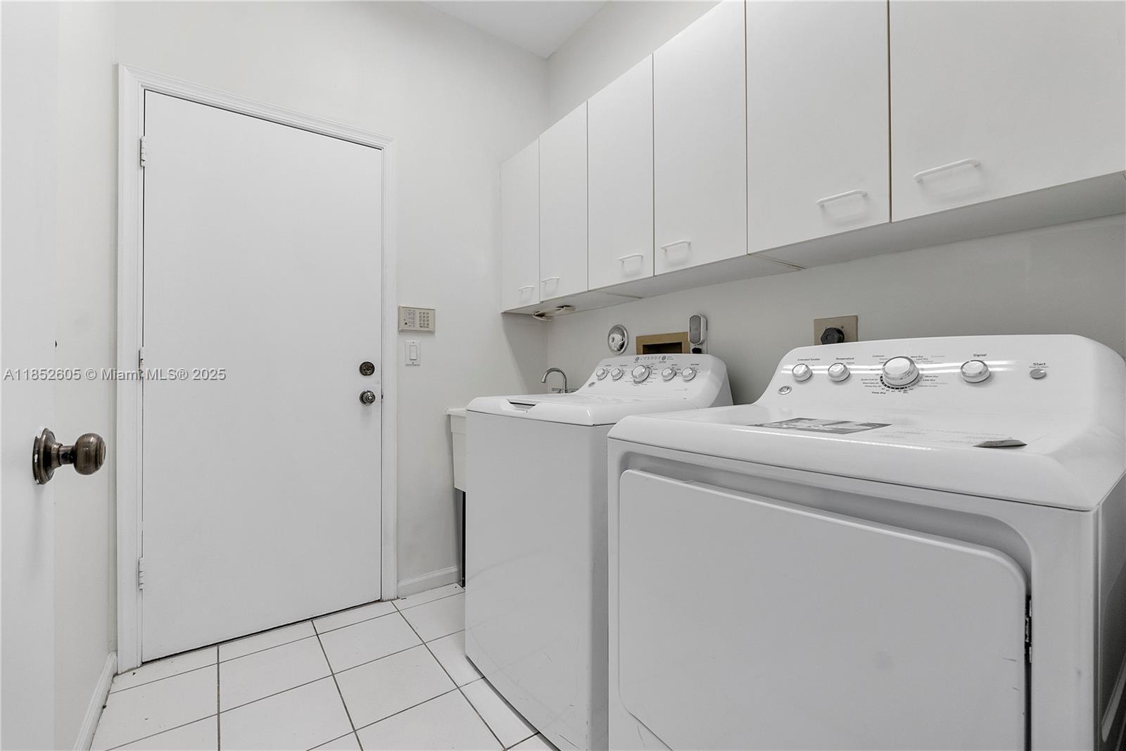 2449 NW 64th St, Boca Raton FL 33496