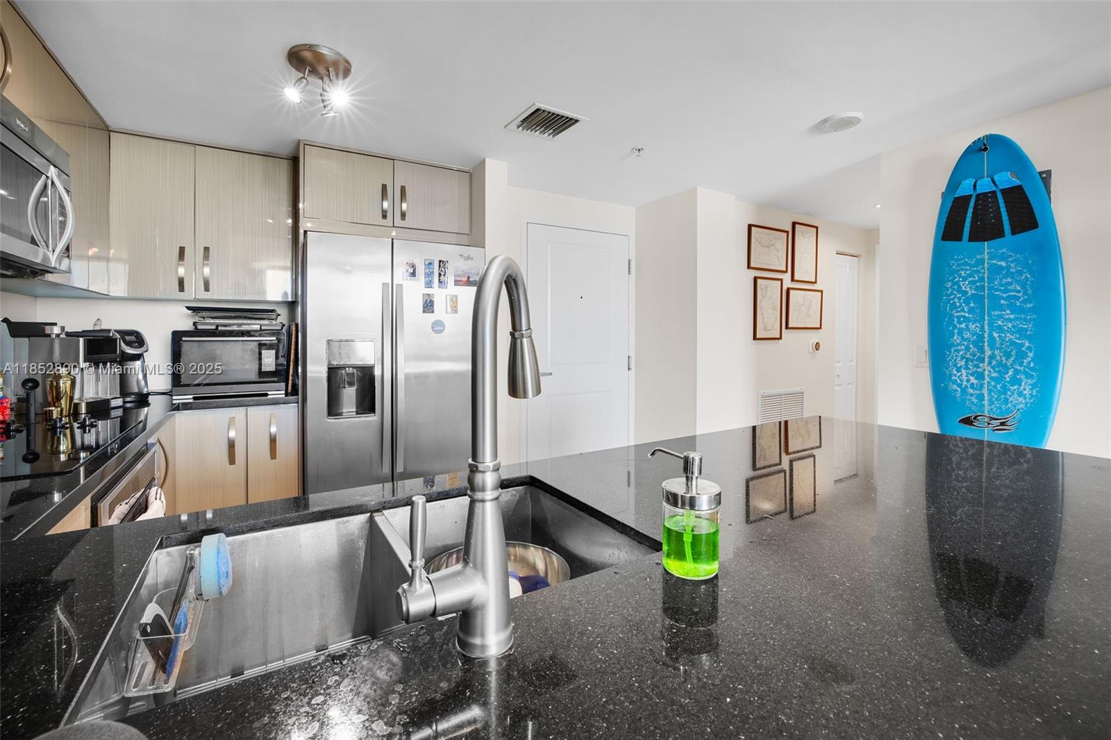 1250 S Miami Ave #1911, Miami FL 33130
