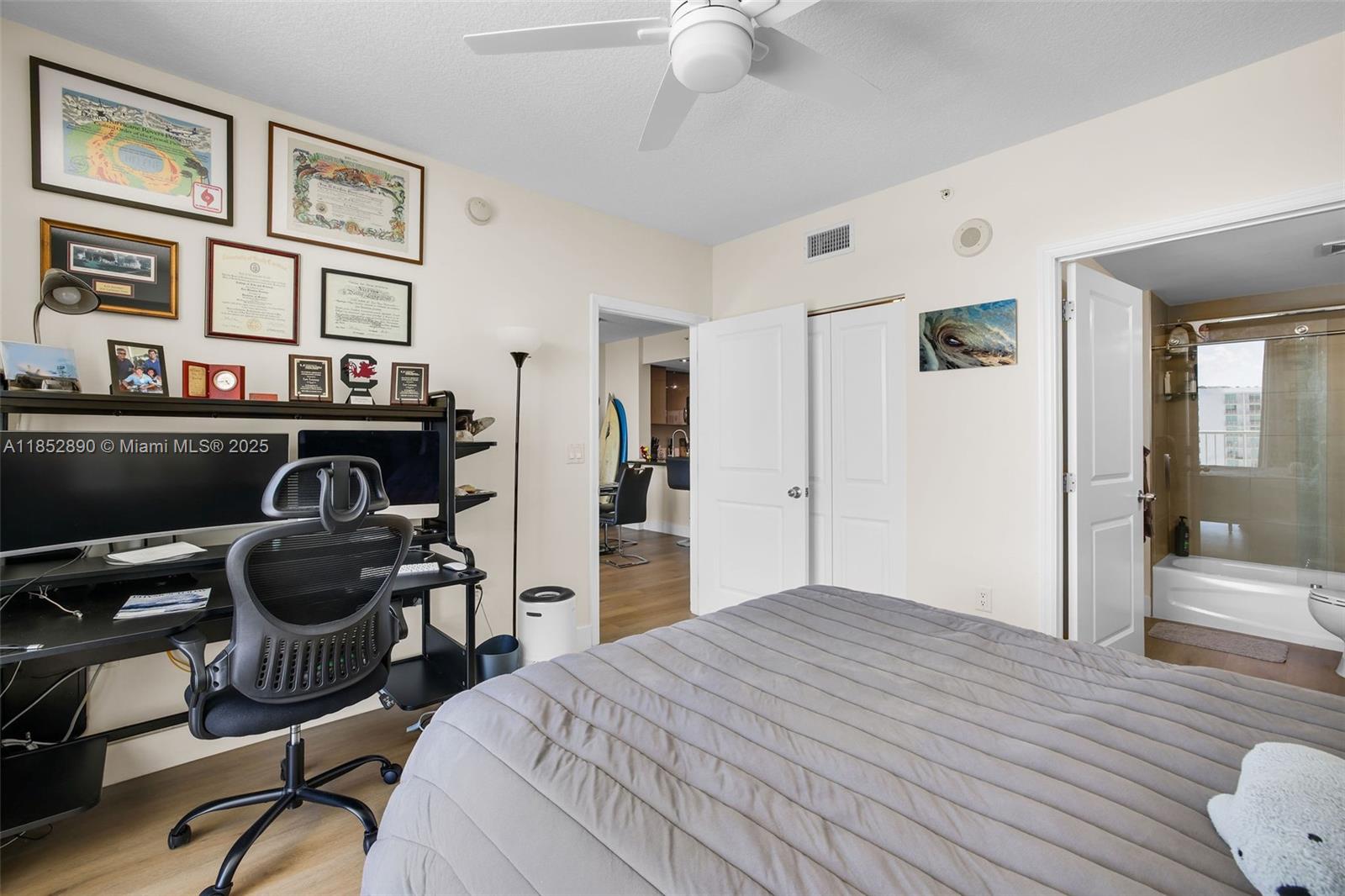 1250 S Miami Ave #1911, Miami FL 33130