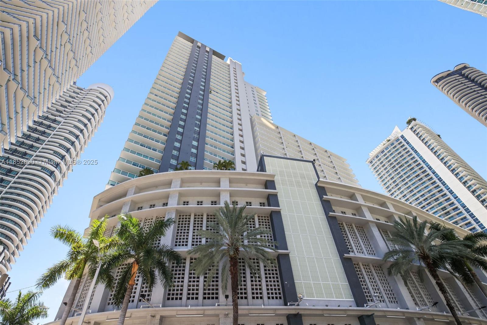 1250 S Miami Ave #1911, Miami FL 33130