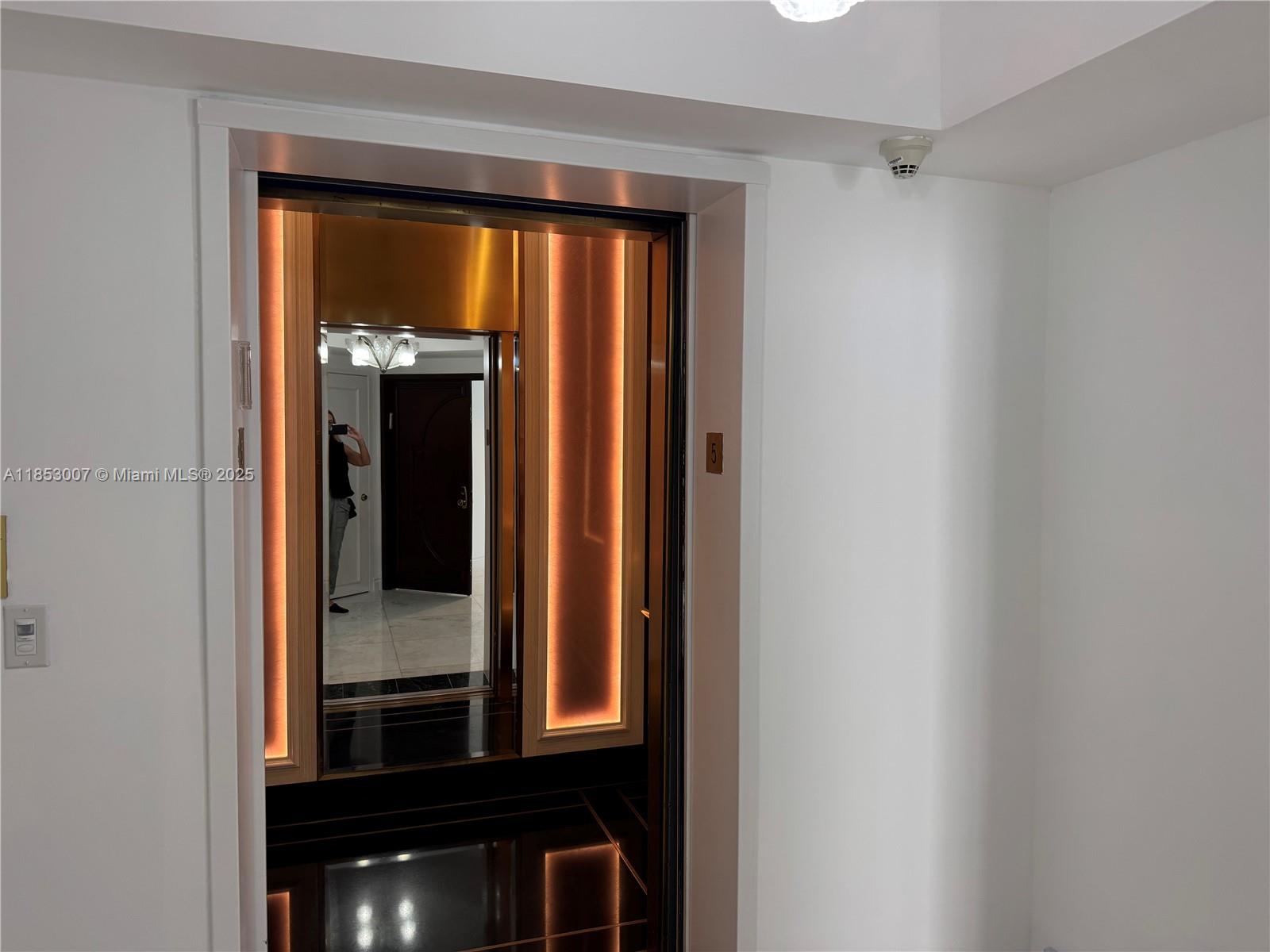 2600 Island Blvd #505, Aventura FL 33160