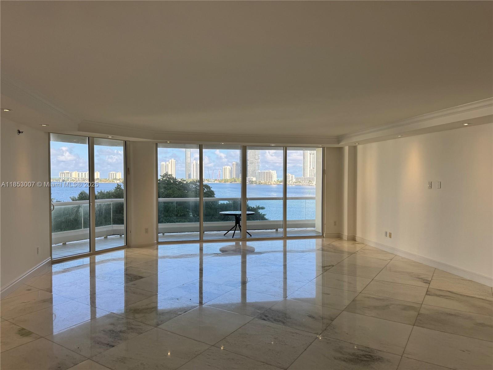 2600 Island Blvd #505, Aventura FL 33160