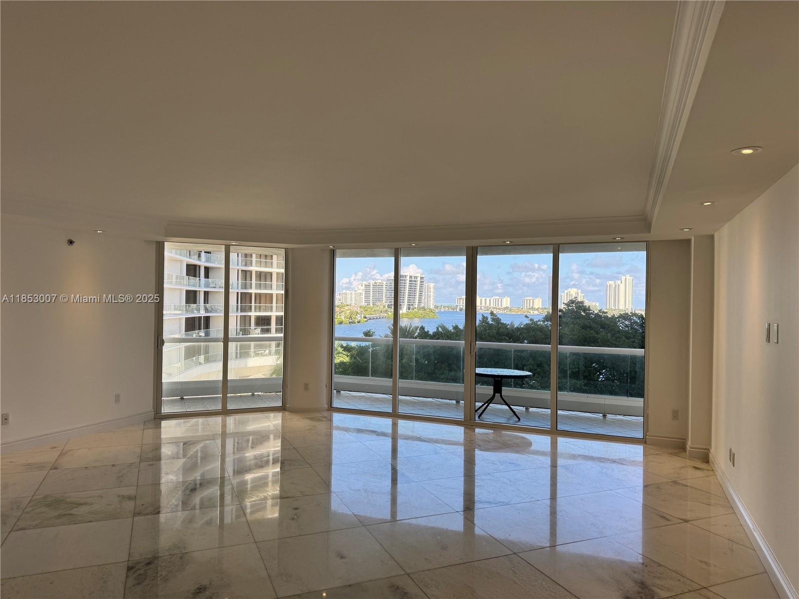 2600 Island Blvd #505, Aventura FL 33160