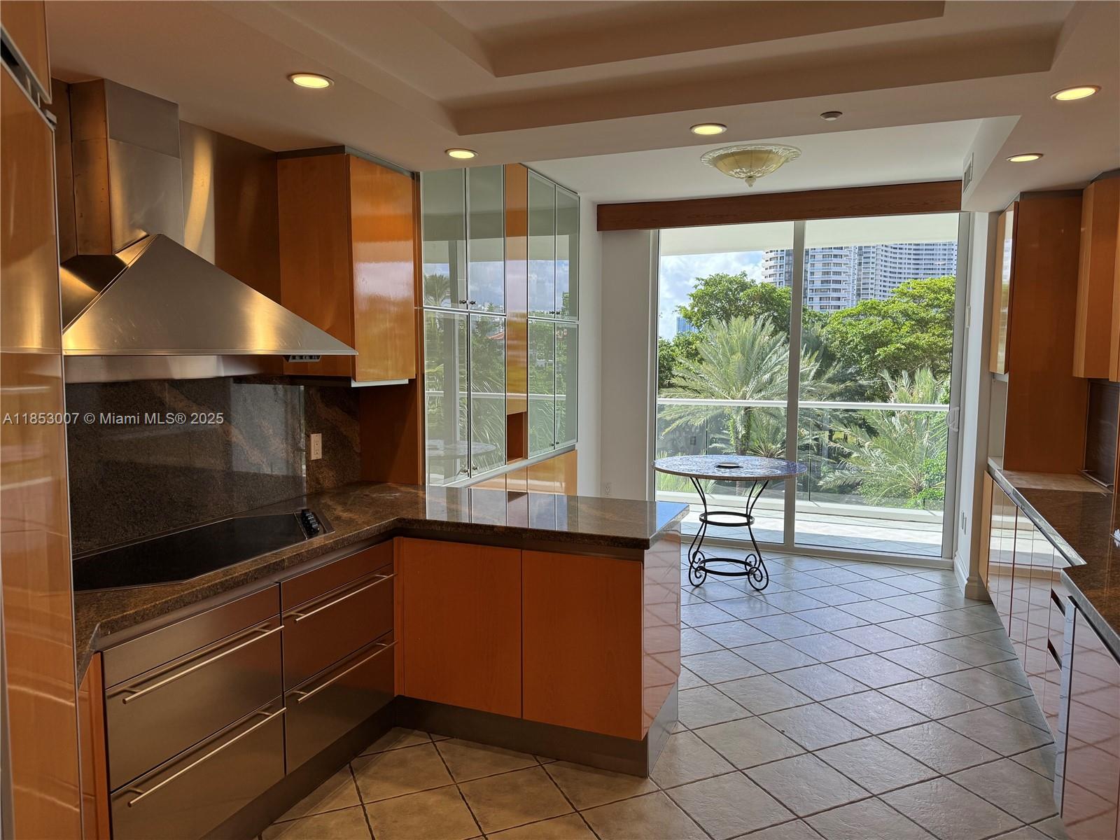 2600 Island Blvd #505, Aventura FL 33160