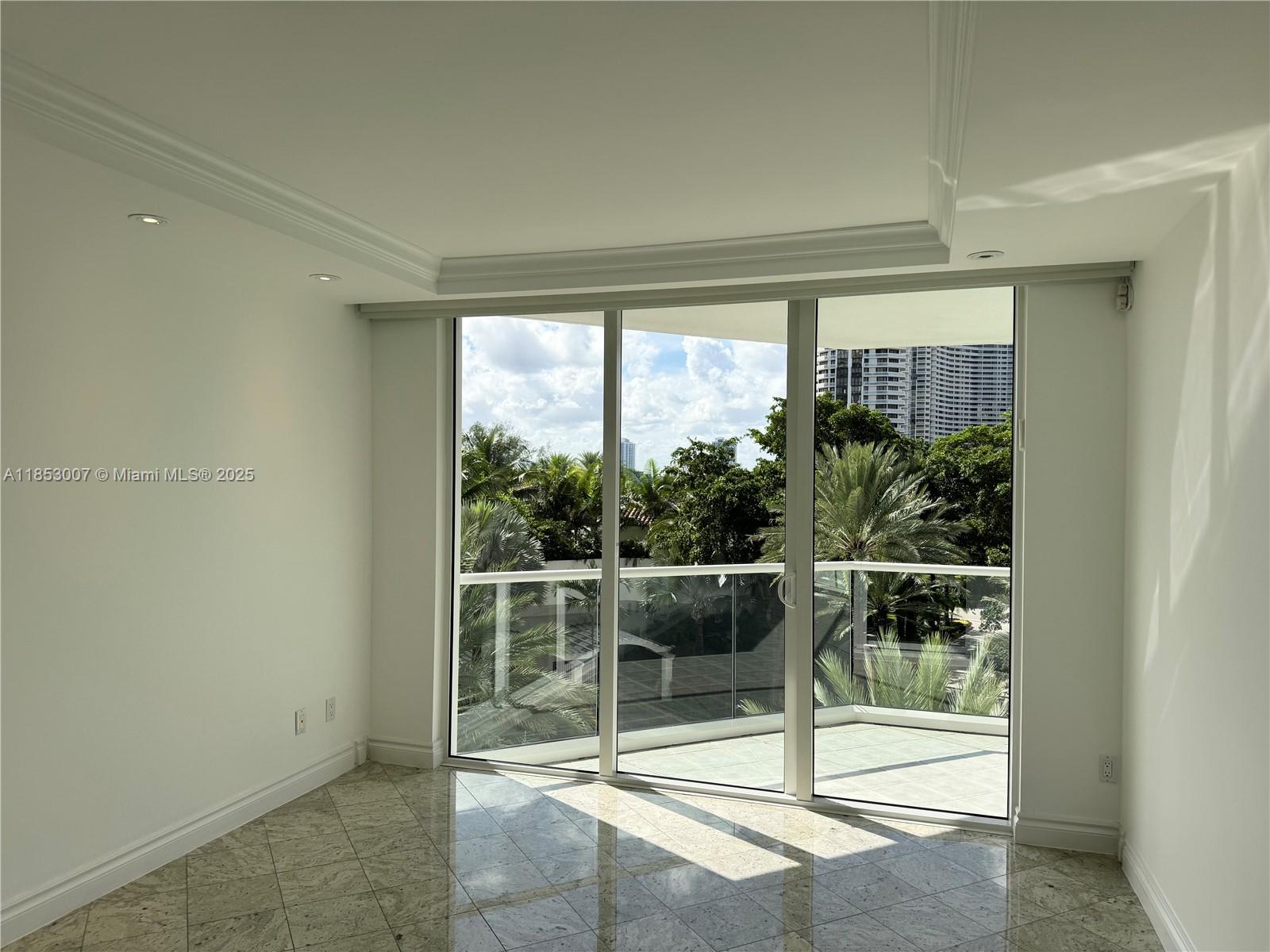 2600 Island Blvd #505, Aventura FL 33160