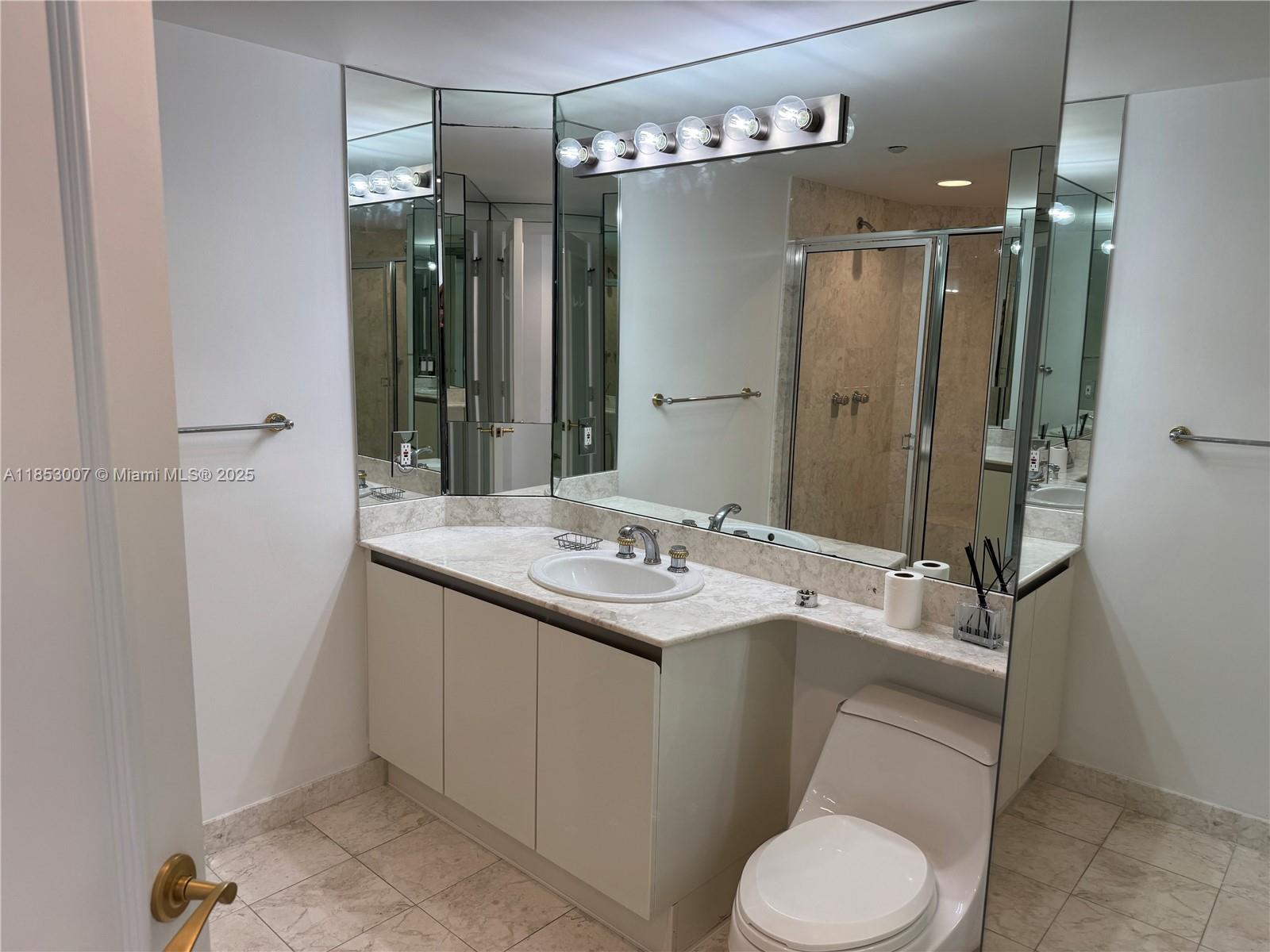 2600 Island Blvd #505, Aventura FL 33160