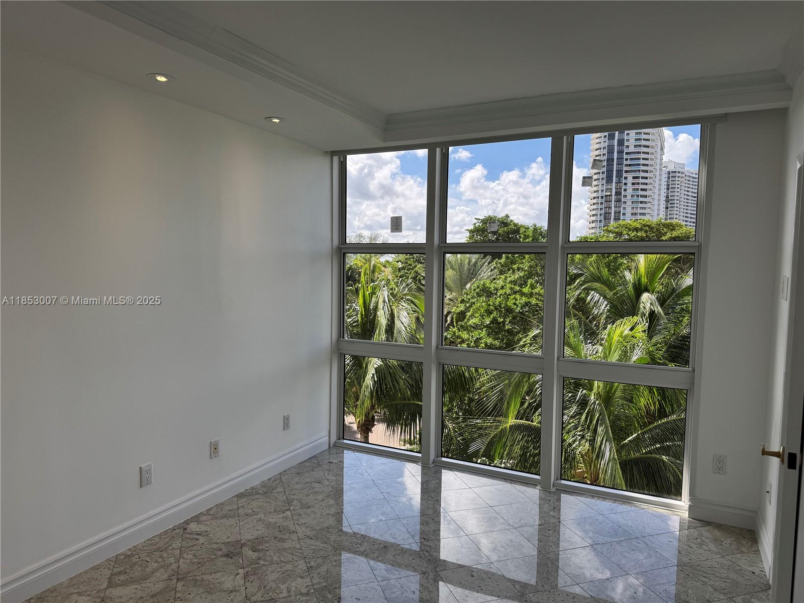 2600 Island Blvd #505, Aventura FL 33160
