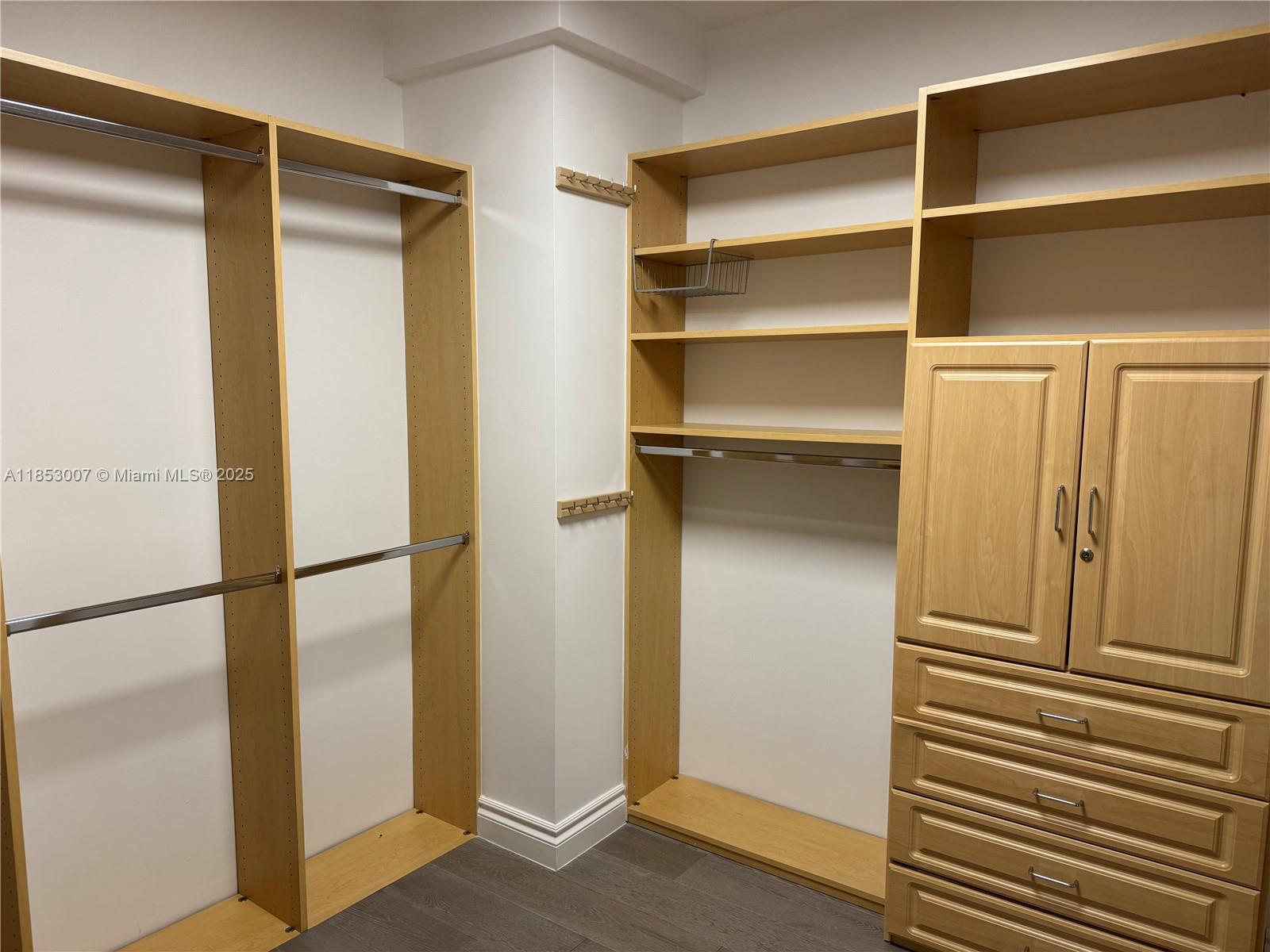 2600 Island Blvd #505, Aventura FL 33160