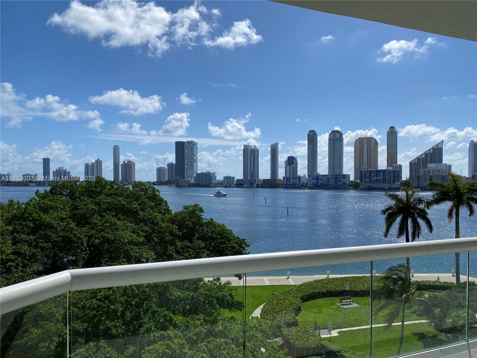 2600 Island Blvd #505, Aventura FL 33160