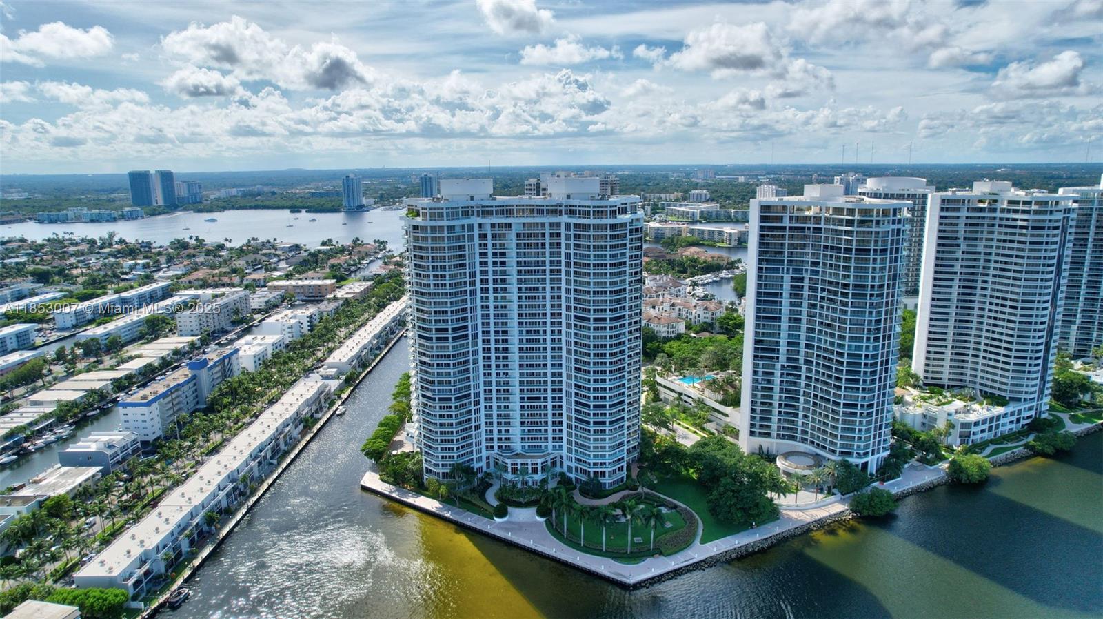 2600 Island Blvd #505, Aventura FL 33160