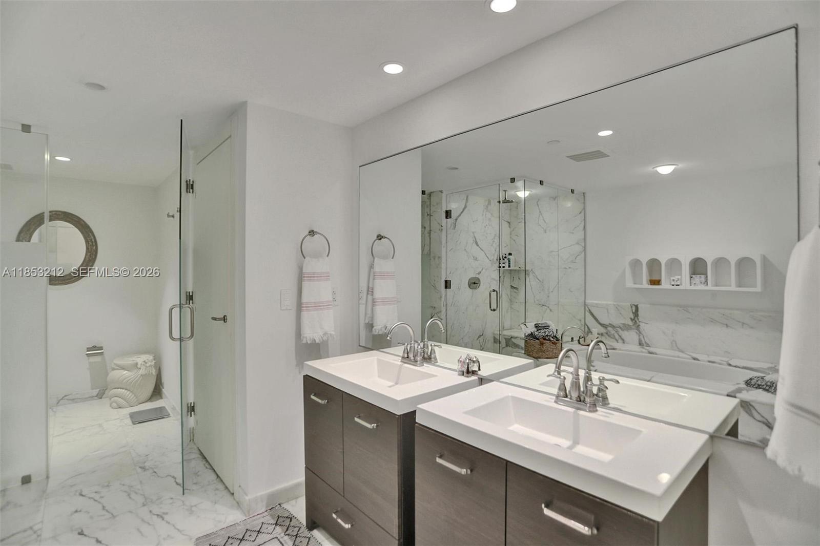 2627 S Bayshore Dr #506, Coconut Grove FL 33133