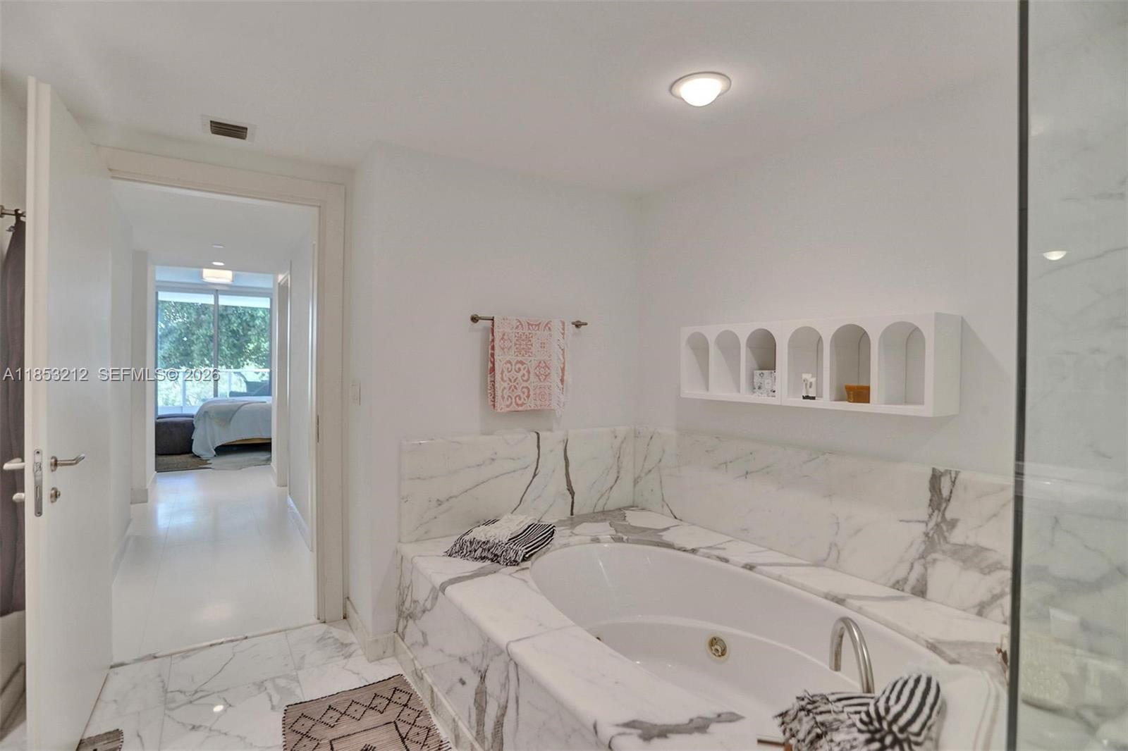 2627 S Bayshore Dr #506, Coconut Grove FL 33133