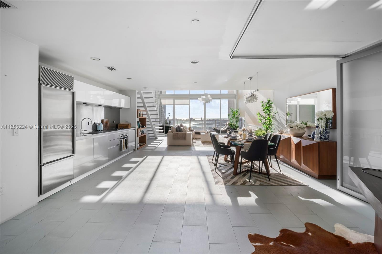 1040 Biscayne Blvd #3203, Miami FL 33132