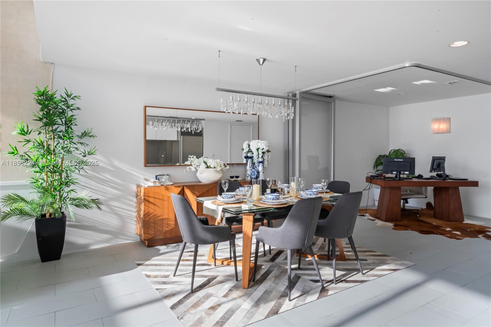 1040 Biscayne Blvd #3203, Miami FL 33132