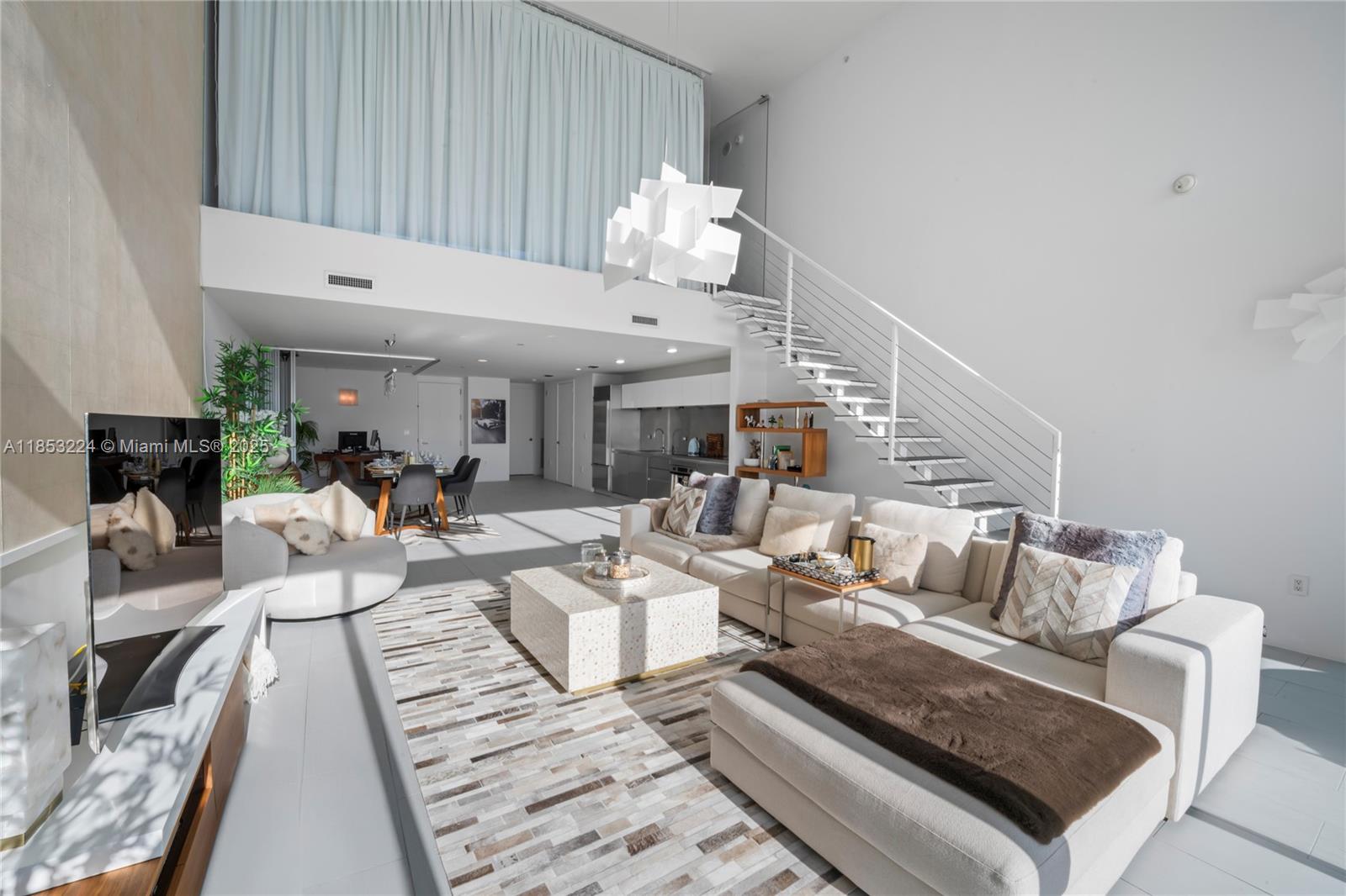 1040 Biscayne Blvd #3203, Miami FL 33132