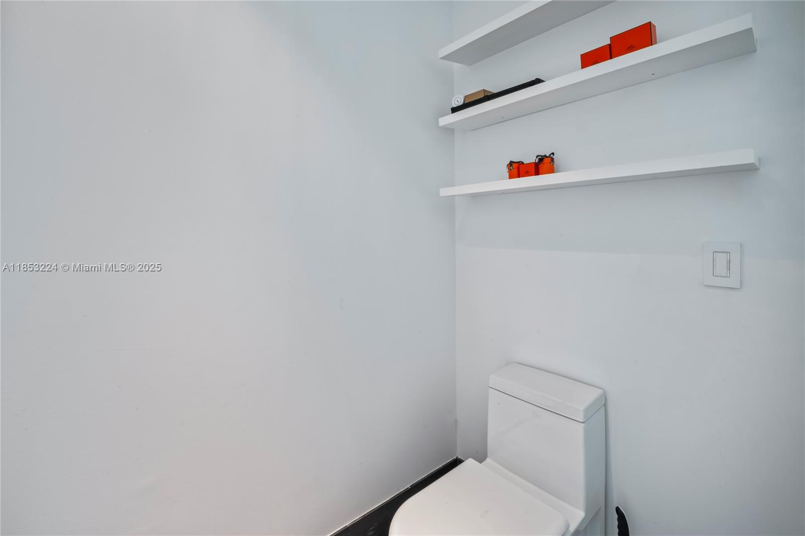1040 Biscayne Blvd #3203, Miami FL 33132