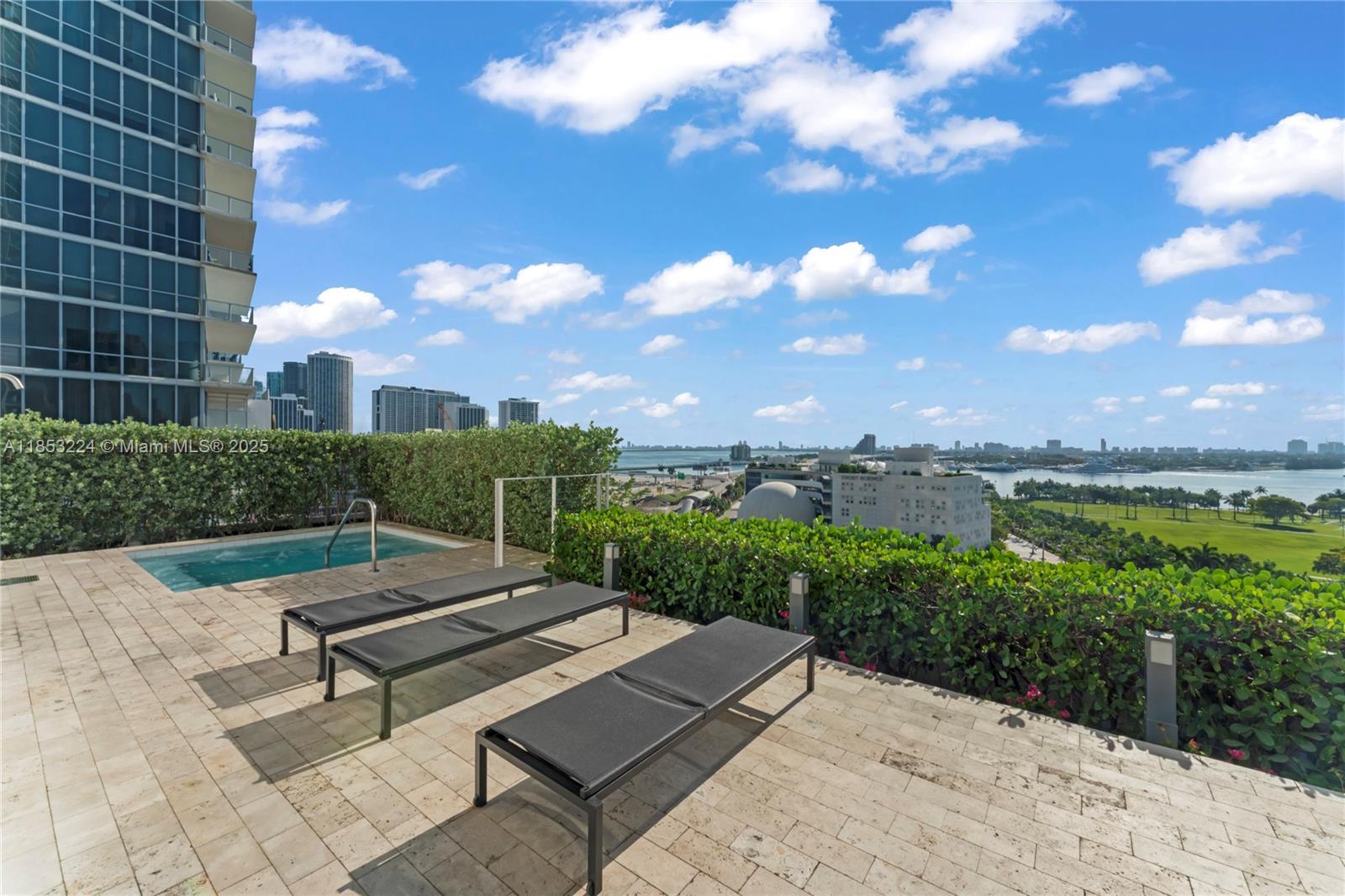 1040 Biscayne Blvd #3203, Miami FL 33132