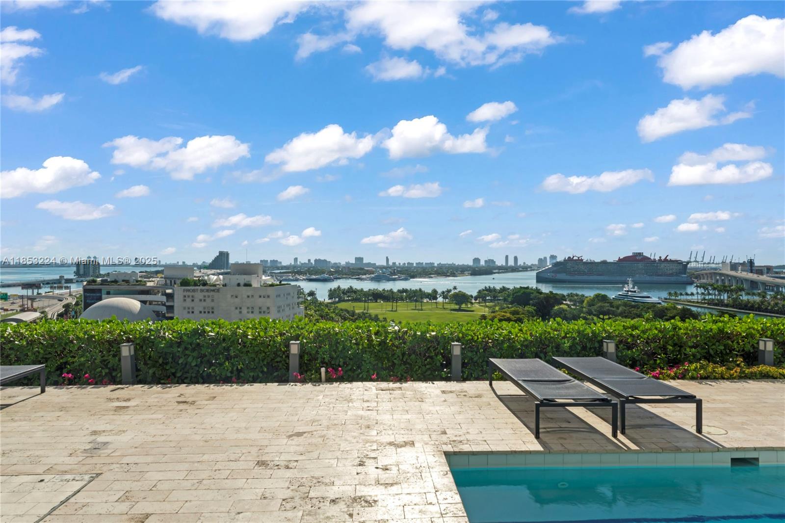 1040 Biscayne Blvd #3203, Miami FL 33132
