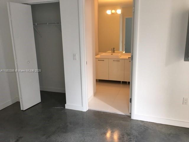 151 SE 1 Street #406, Miami FL 33131