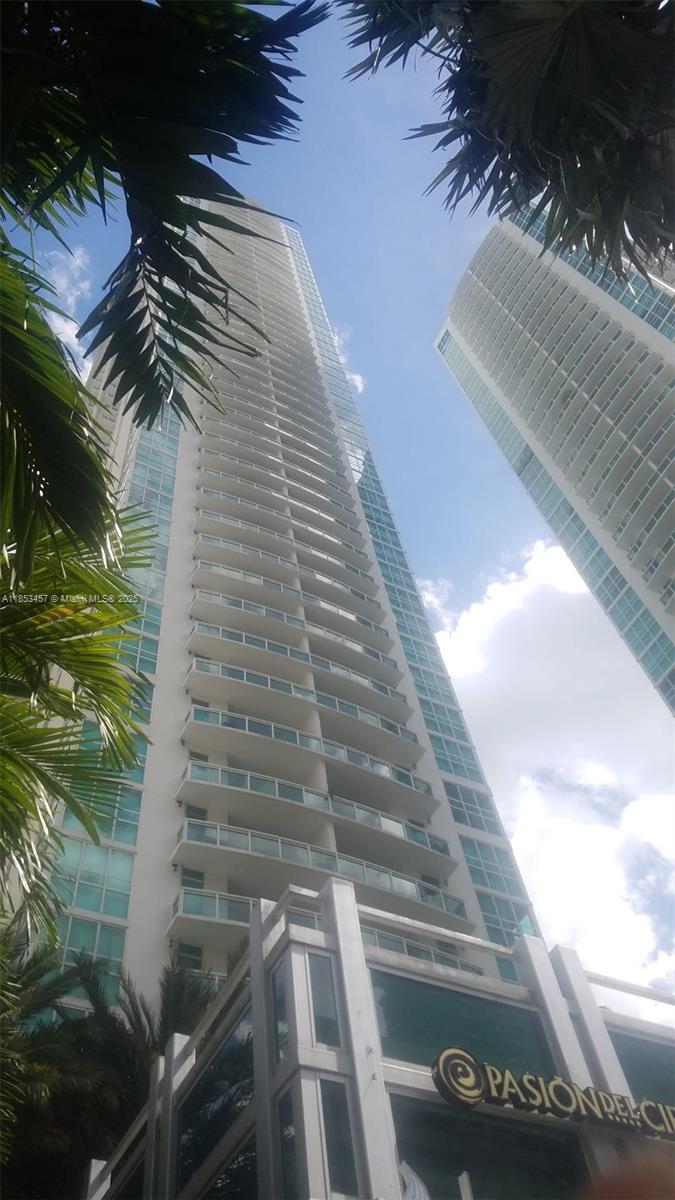 Miami FL 33131 - A11853457