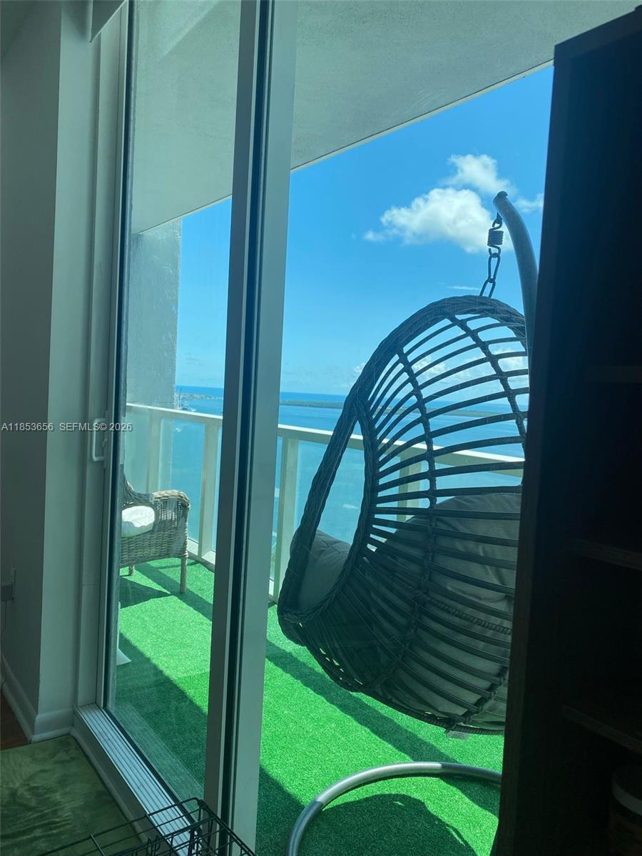 244 Biscayne Blvd #3707, Miami FL 33132