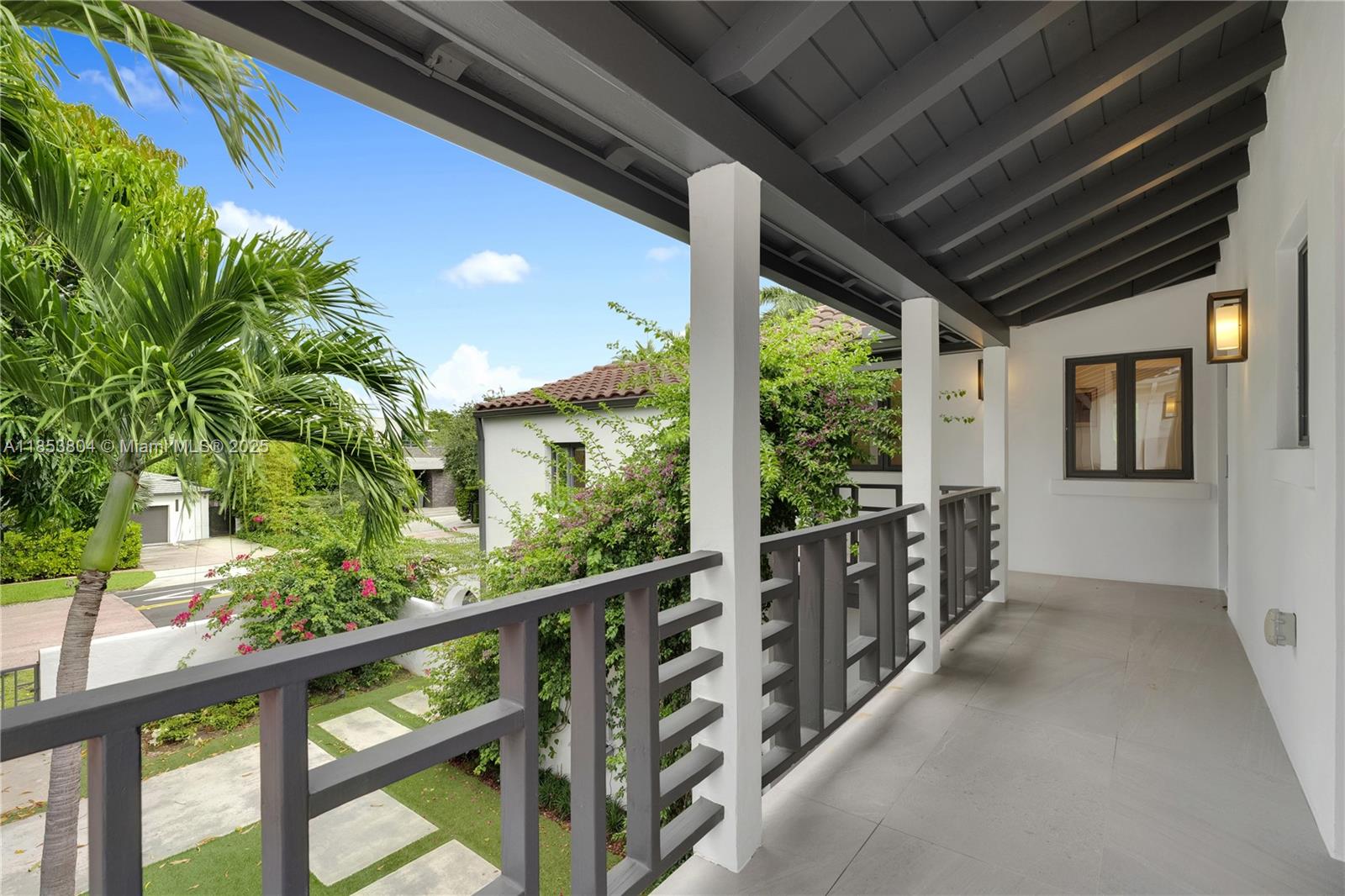4475 N Meridian Ave, Miami Beach FL 33140