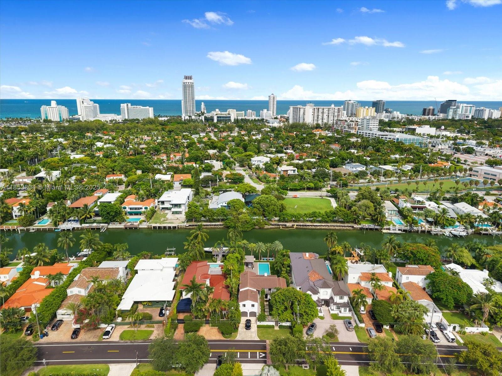 4475 N Meridian Ave, Miami Beach FL 33140