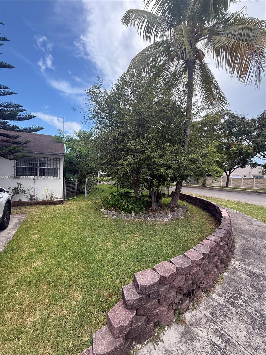 11472 SW 4th St, Sweetwater FL 33174