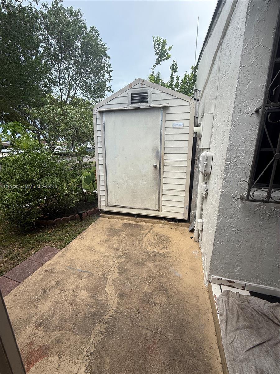 11472 SW 4th St, Sweetwater FL 33174