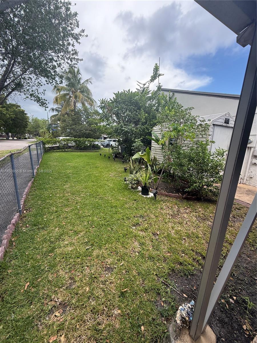 11472 SW 4th St, Sweetwater FL 33174