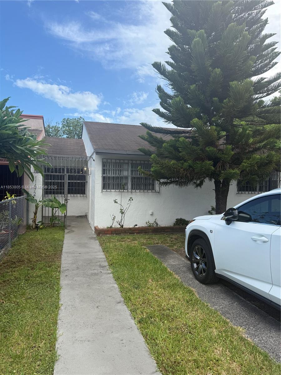 11472 SW 4th St, Sweetwater FL 33174