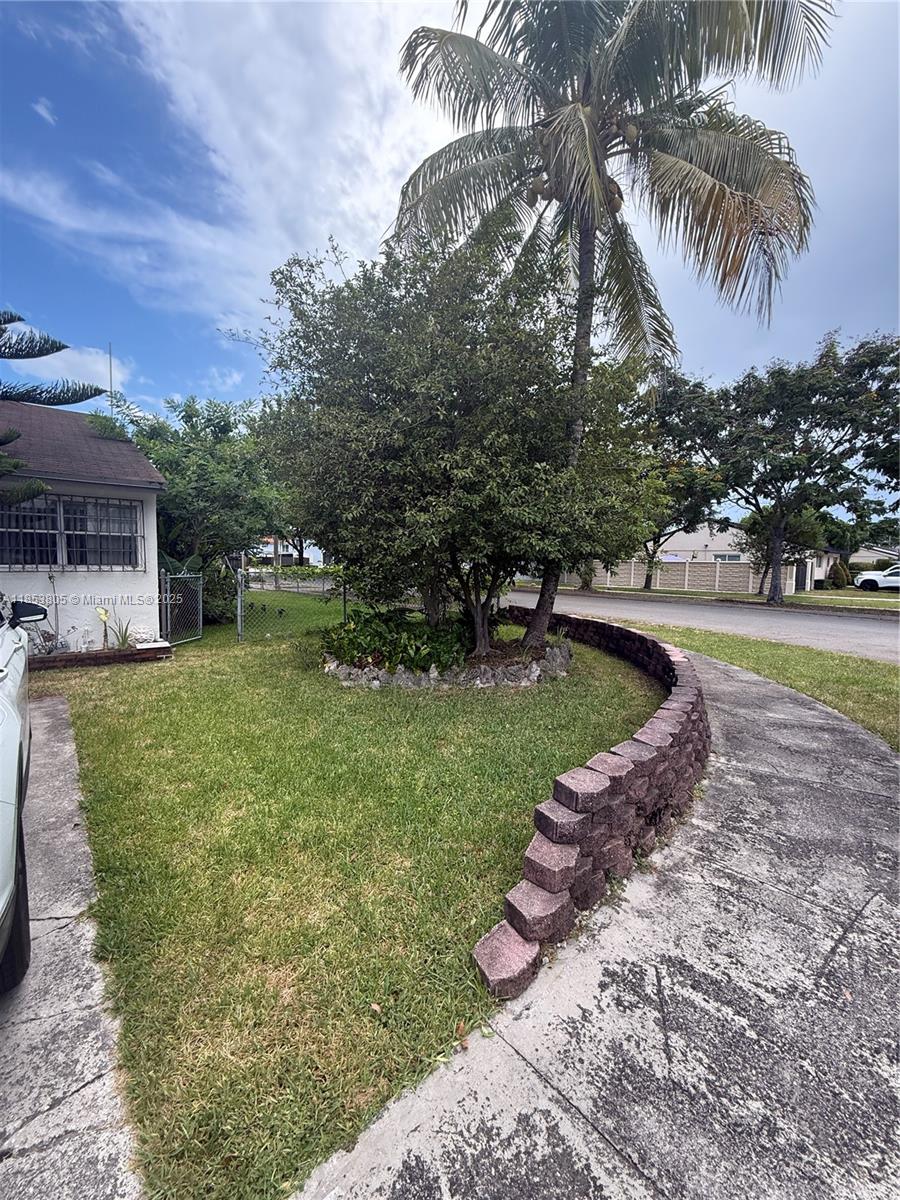 11472 SW 4th St, Sweetwater FL 33174