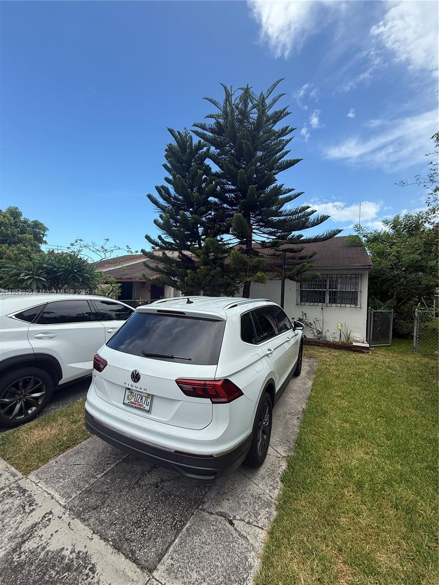 11472 SW 4th St, Sweetwater FL 33174