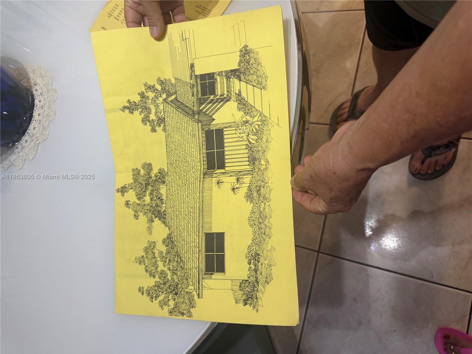 11472 SW 4th St, Sweetwater FL 33174