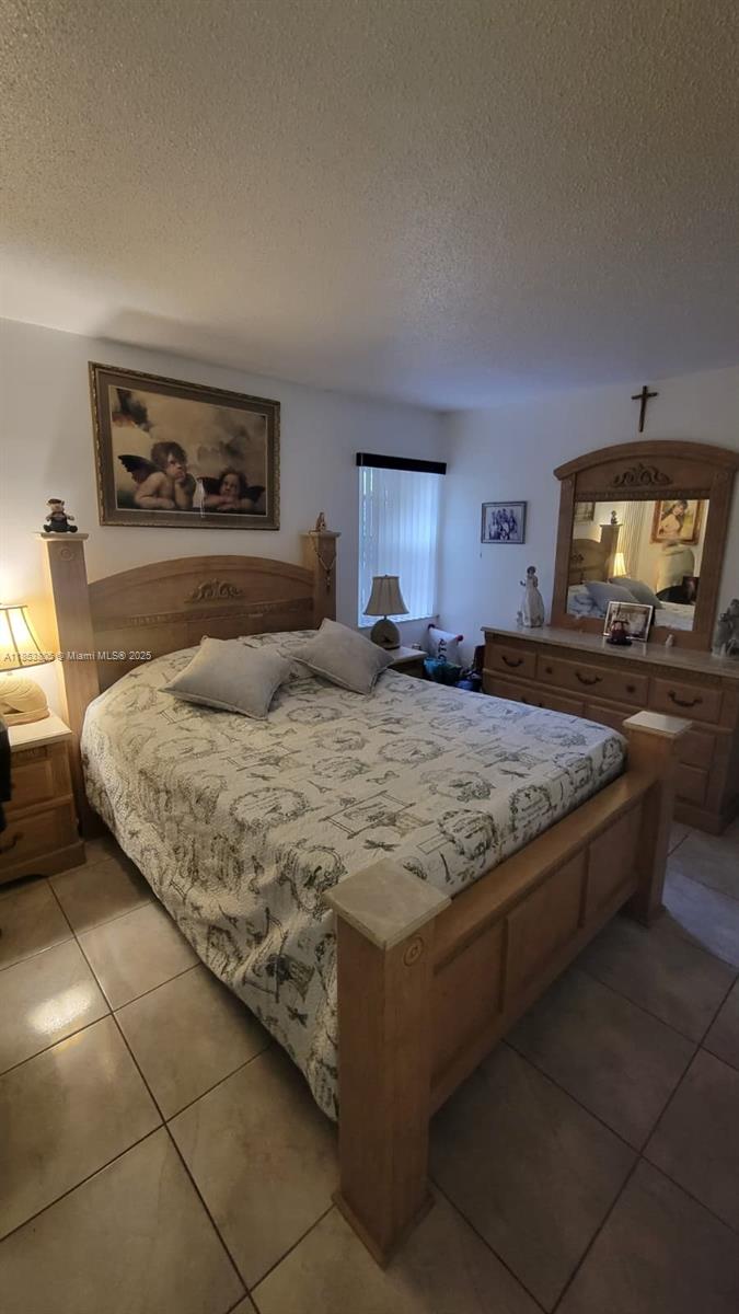11472 SW 4th St, Sweetwater FL 33174