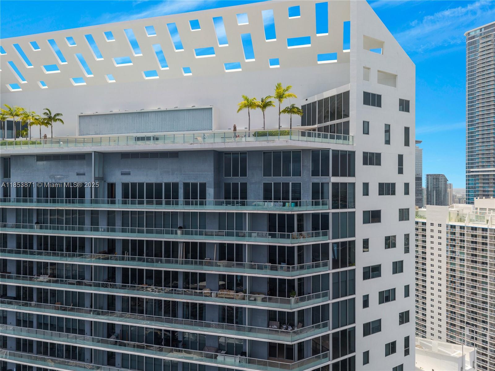 1300 Brickell Bay Dr #4401, Miami FL 33131