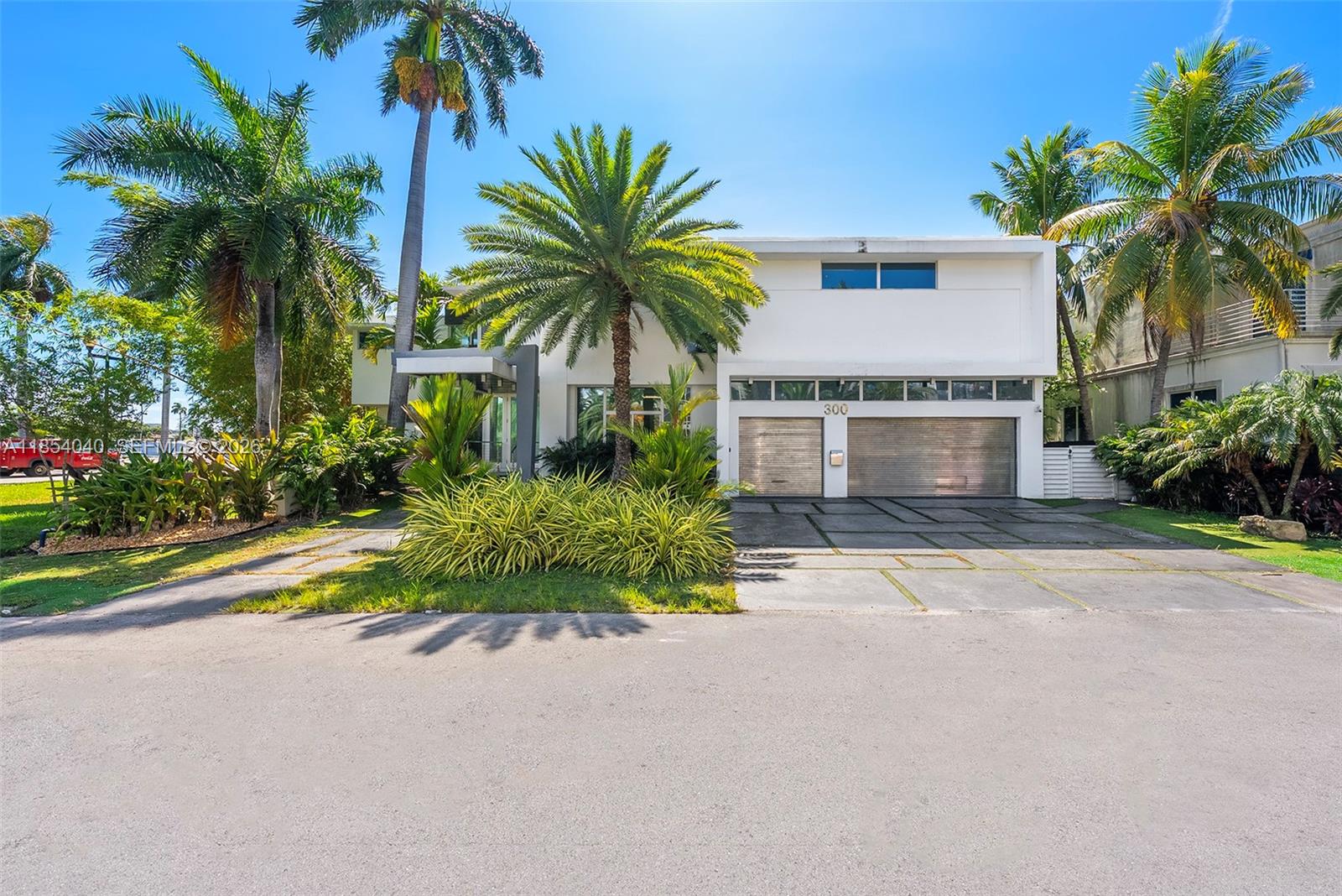 300 Royal Plaza Dr, Fort Lauderdale FL 33301