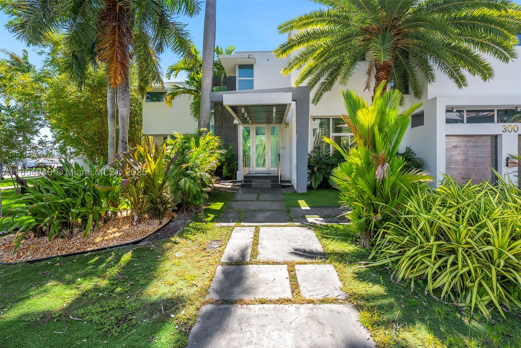 300 Royal Plaza Dr, Fort Lauderdale FL 33301