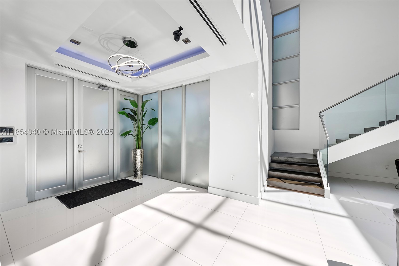 300 Royal Plaza Dr, Fort Lauderdale FL 33301