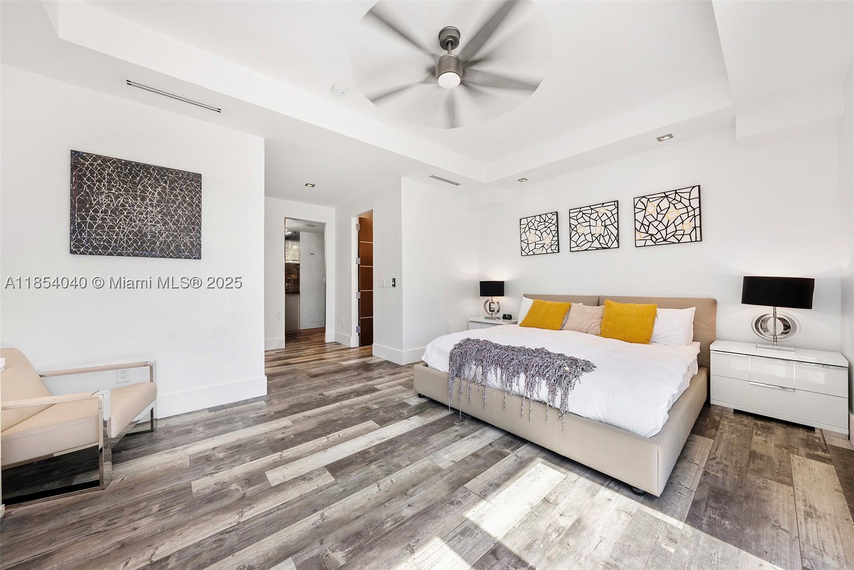 300 Royal Plaza Dr, Fort Lauderdale FL 33301