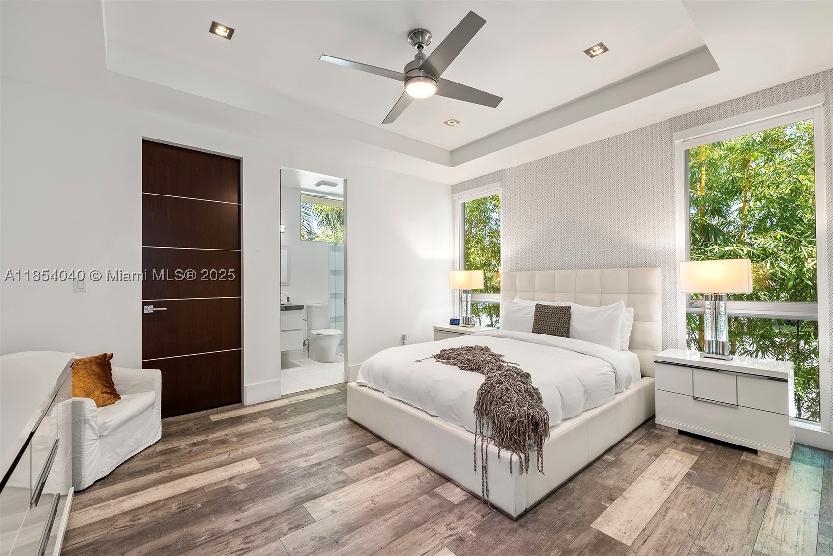 300 Royal Plaza Dr, Fort Lauderdale FL 33301