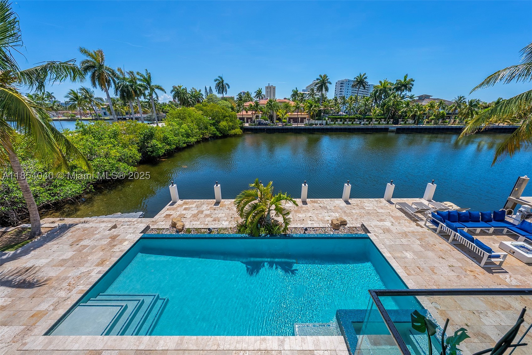 300 Royal Plaza Dr, Fort Lauderdale FL 33301