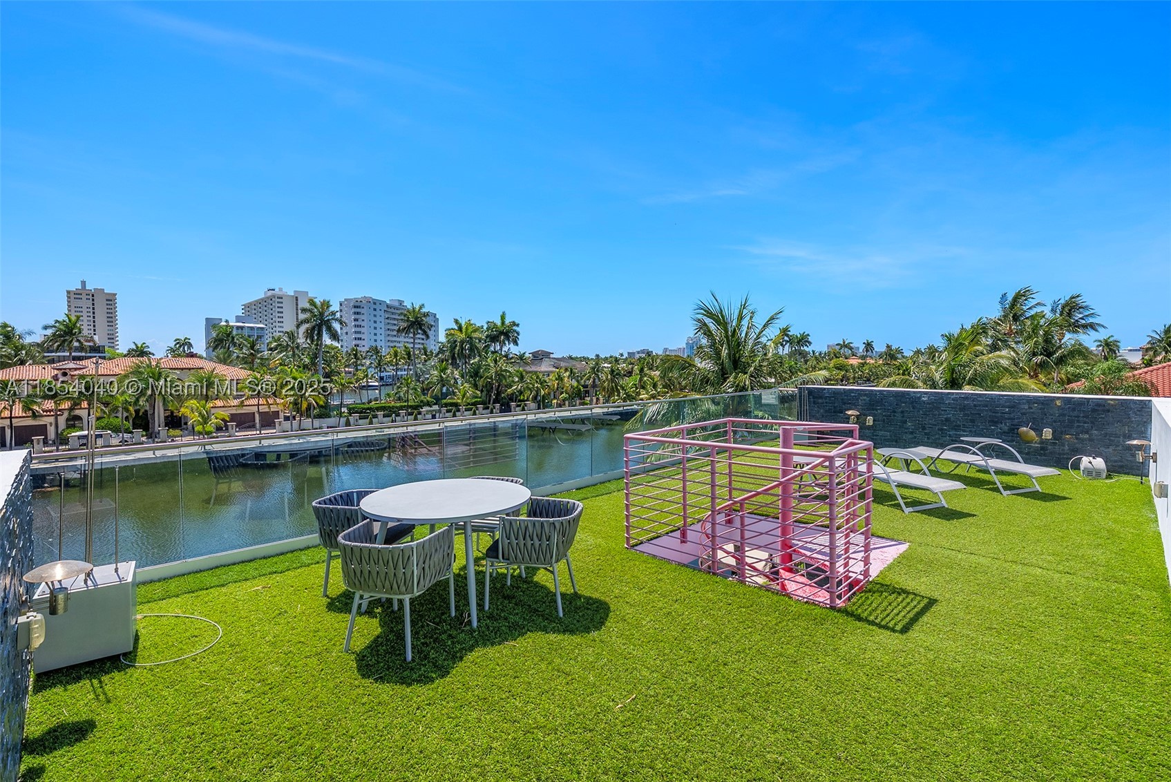 300 Royal Plaza Dr, Fort Lauderdale FL 33301