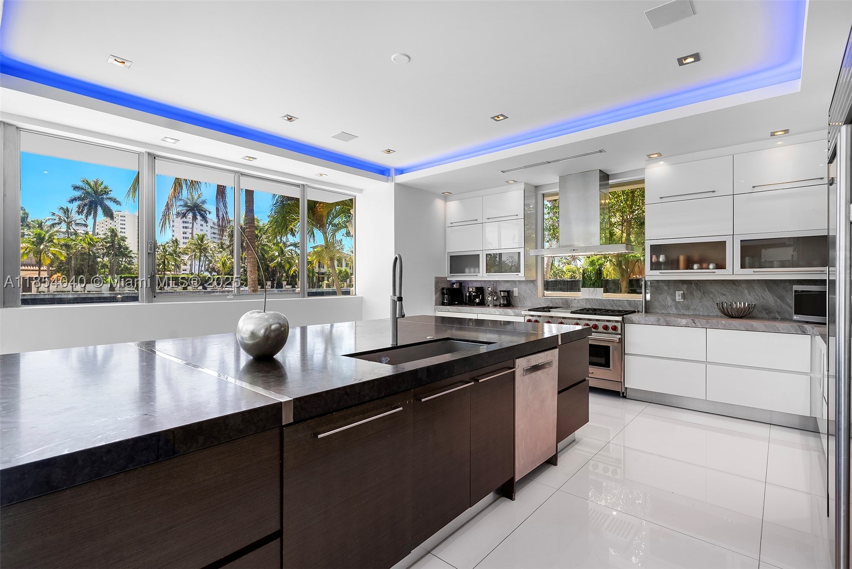 300 Royal Plaza Dr, Fort Lauderdale FL 33301