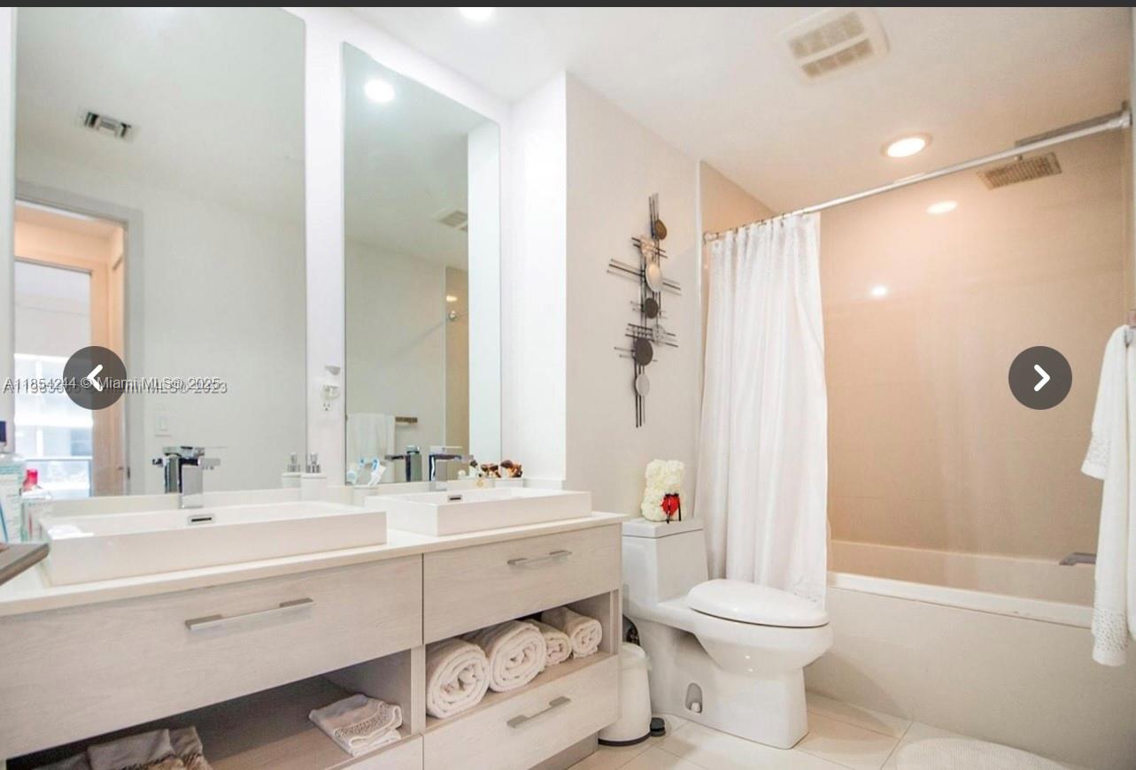 55 SW 9th St #3802, Miami FL 33130