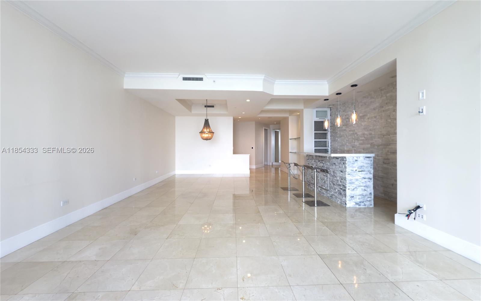 848 Brickell Key Dr #306, Miami FL 33131