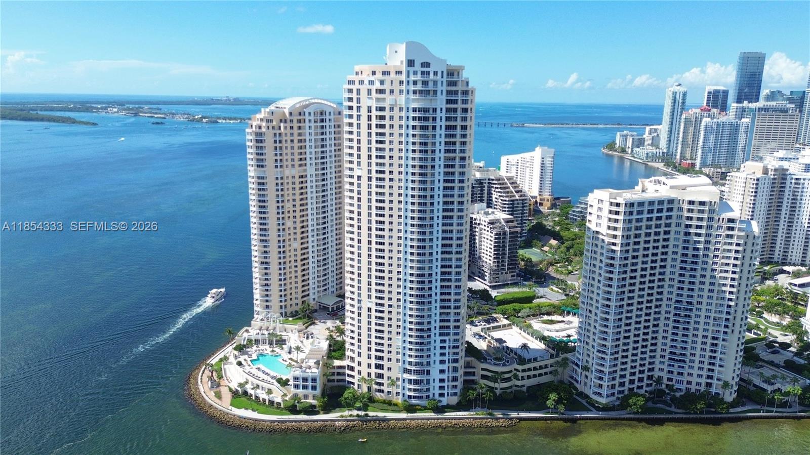 848 Brickell Key Dr #306, Miami FL 33131