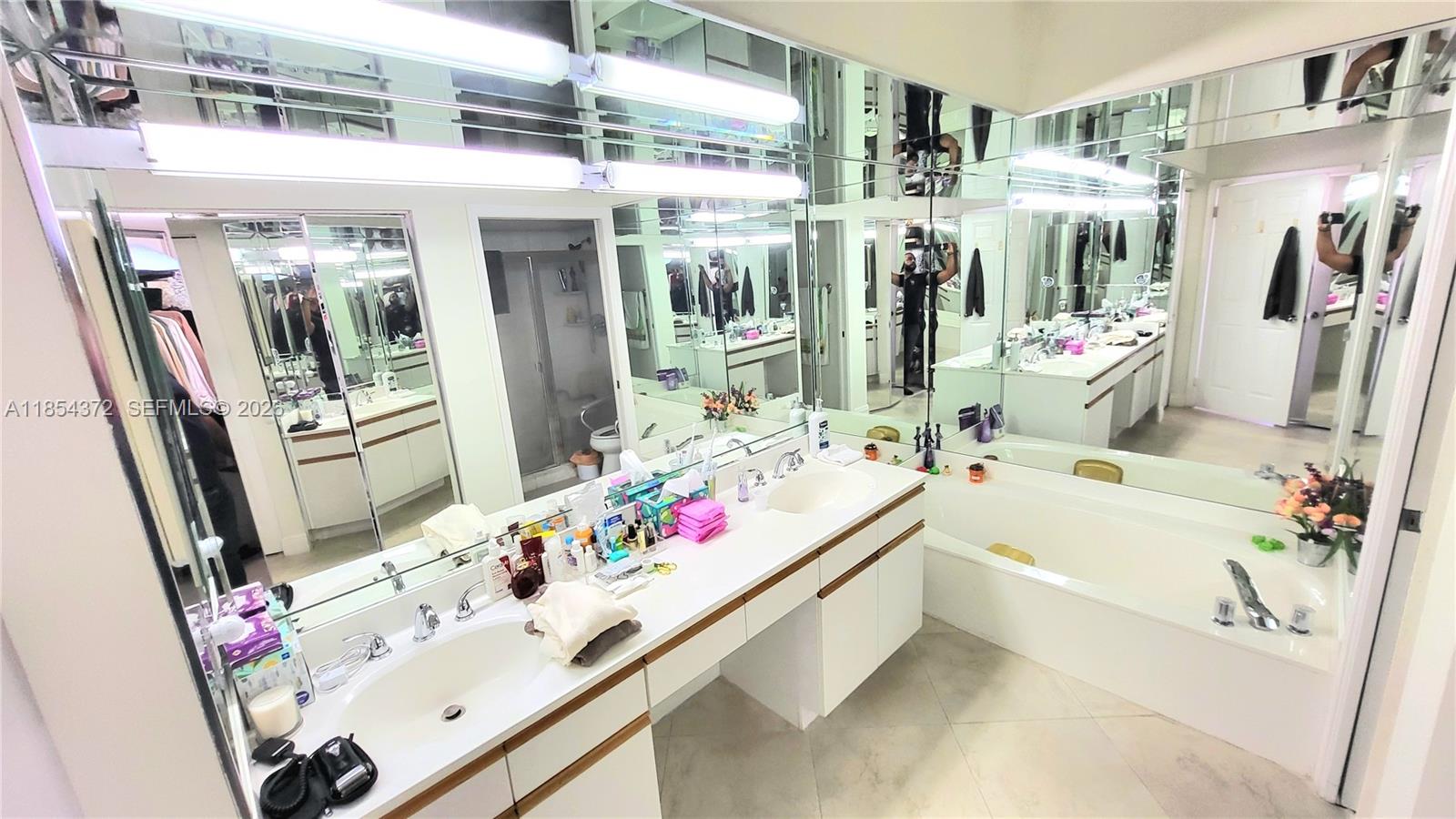 3530 Mystic Pointe Dr #2508, Aventura FL 33180