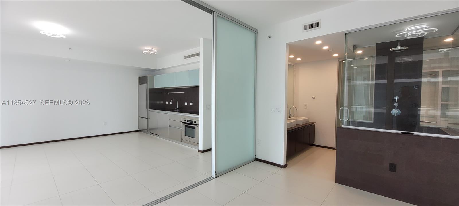 1040 Biscayne Blvd #3508, Miami FL 33132