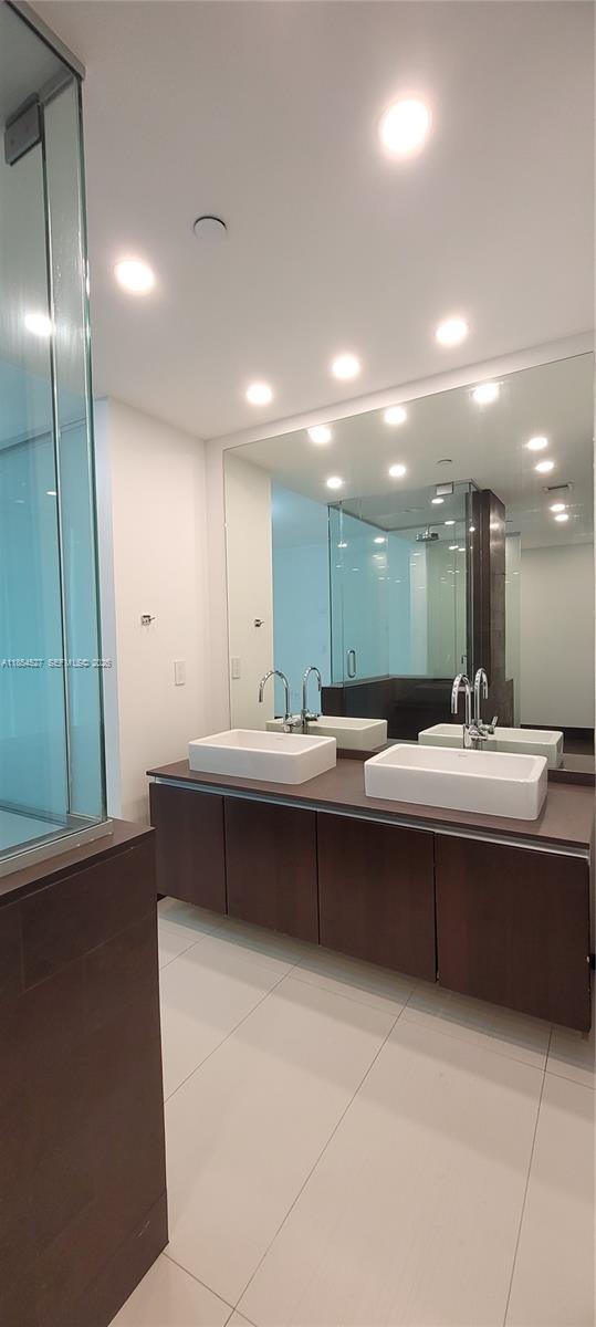 1040 Biscayne Blvd #3508, Miami FL 33132